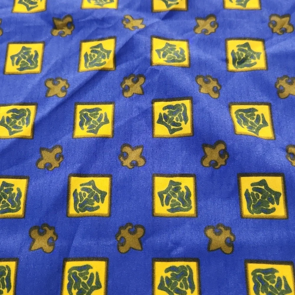 Oscar de la Renta Blue and Yellow Silk Scarf